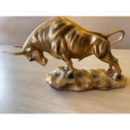 Resin Golden Bull Statue 8.3 Inch High, Wall Street Bull Statue,Good Luck Symbol, Desk Decoration, S