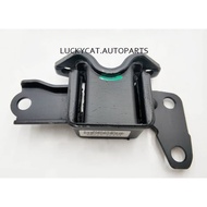 Daihatsu  G11  Mounting engine left