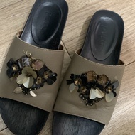 PVRA Sandal Preloved