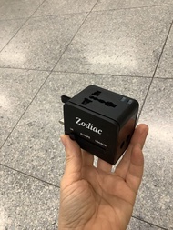 Zodiac 旅行萬能插頭 轉換器 2 usb travel adapter Verbatim 1 World 4 USB universal Travel Adapter  Black 萬能旅行轉換
