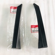 Side brace, fuel tank brace Dream Thai - 87121-GN5-900/ 87122-GN5-900