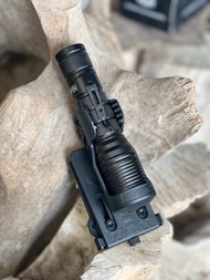 SET: ซองใส่ไฟฉาย Cytac พร้อมไฟฉาย XML-T9 ซูมได้ ปรับได้ 5 ระดับสว่างมากๆ