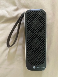 LG 樂金 Puricare Mini 隨身鏡空氣清淨機 黑AP151MBA1