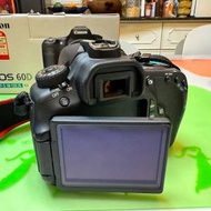 95%新淨香港行貨Canon EOS 60D body連兩支50 mm、18-135 mm原廠鏡頭、3電池、2充電...