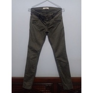 Hollister Soft Jeans SZ 27/28
