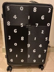 SOU・SOU 黑色數字前開蓋行李箱喼28吋全