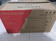 Frigidaire 富及第 20L復古美型微波爐 蒂芬尼綠(FKM-2046MG)