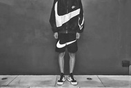 NiKE 男 短褲 運動 健身 五分短褲 時尚純色 純黑 大勾勾 透氣短褲 籃球褲 拉鍊口袋 透氣快乾材質 舒適方便