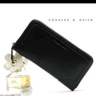 charles &amp; keith 新加坡(小CK) 經典黑色建築線條簡約皮革拉鍊長夾(現貨