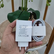 The original Vivo 90W Charger removed from the X200