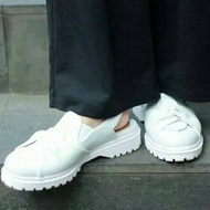 Docmart Girls
