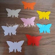 15 -25 - 35 - 50 Butterfly shapes, 6.7x 4.5cm ~4.7x 3cm ~ 3.5 x 2.2cm, 2.3 x 1.4cm in colored paper 