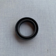 RXZ RXS CLUTCH OIL SEAL 28x40x8 / 28 40 8 NOK