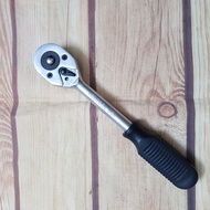 Tay khẩu tự độngtay vặn tuýt 3 chức năng 1/2 Yeti