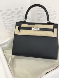 門市現貨～Hermes Kelly 25黑銀鴛鴦釦 epsom G stamp