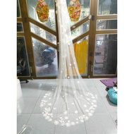 3m flower-embellished chiffon with beautiful, luxurious tail flowers cv222