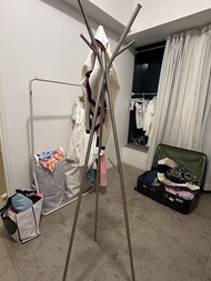 家用不鏽鋼三角落地衣帽架