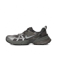รองเท้าผ้าใบ Nike V2K RUN ผู้ชาย/รองเท้าย้อนยุค 2025 แบบคอต่ำ HQ1678-200