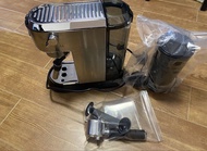 DeLonghi EC685 意式咖啡機連Delonghi 磨豆器
