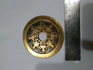 pis bolong pancadatu Bunga Padma yantra 7 cm