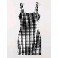 Plus size dress 0XL-4XL tight dress plump dress checkered pattern stretch fabric.