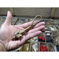 koleksi barang antik cemeti naga & trimurti