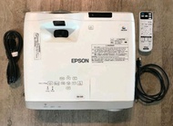 EPSON EB-530 短焦投影機projector 3200流明 HDMI 可側投 實測手機平板可無線投影Switch及Netfilx投影順暢