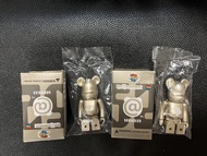 Bearbrick series 52  100% 字母 I and B