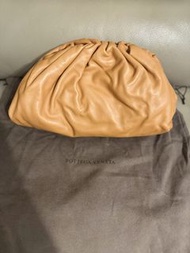 BV 雲朵包 the pouch 全新