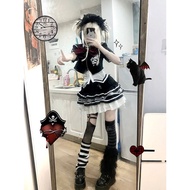 Halloween Gothic Cosplay Outfit - Black & White Narrow Waist Design