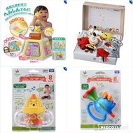 預訂 原裝正版 日本版 TOMICA TAKARA 史努比初生BB送禮套裝/迪士尼小熊維尼 歌曲、英語、90 多種有趣的聲音和生活幾十種 學習,益智智慧啟發玩具/維尼寶寶發聲號角/熊維尼搖鈴牙膠 哨子