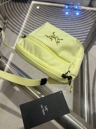 Arcteryx Mantis 1.5L 輝耀黃 便捷徒步斜跨包戶外 腰包