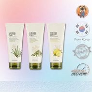 [The Face Shop] Herb Day 365 Master Blending Foaming Cleanser | 170ml