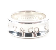 品相極佳的 TIFFANY & Co. Tiffany 1837 925 銀細長戒指，相當於日本 6 號。