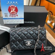 [💎9 年實店 ] 信用卡/分期  全新 Chanel  24p 黑色銀扣CF20  Classic flap 20 cm 黑銀 羊皮* 不是方胖子
