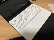 Ipad case + keyboard + screen protector