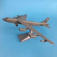 Jason TUTU กระเป๋าเครื่องบินรุ่น1:200โมเดลเครื่องบินรบโลหะผสมแบบเรา B52เครื่องบินทหารทิ้งระเบิดเครื่องบินโมเดลดร็อปชิปชุดก่อสร้างเครื่องบิน