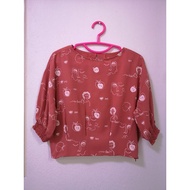 DA+PP​ Crop Top​Size​ 2​ Orange​ ​ % Graphic Pattern