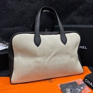 Hermes • Victoria 維多利亞 43 帆布拼Togo皮 鎖具齊全✔️