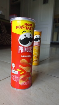 PRINGLES original 102g keripik kentang