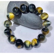 D733/C1271 /14mm. Tiger eyes