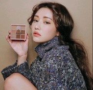 3CE韓國品牌經典大熱九宮格眼影盤 #OVERTAKE 全新 專櫃 正品 顏色很仙氣 彩妝師愛用 主打 大地色 韓系彩妝 彩妝師愛用 KOL愛用品推薦 不挑膚色 經典熱賣色 人氣品牌 請看下方說明欄不