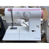Qtie singer sewing machine