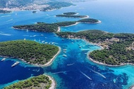 สถานที่ท่องเที่ยว/กิจกรรม Pakleni Islands Express Tour Swim and Music - Hvar