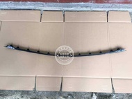 Suitable for Mercedes-Benz W211 E200 E240 E280 E300 Front Bumper Ventilation Net Trim Bumper Grille