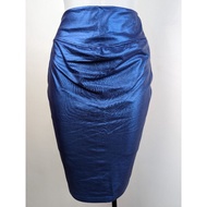 Women medium skirt w26"