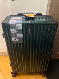 (只此一個)清倉  BIG SALE  24” 20kg  旅行箱行李喼旅行喼行李箱 合金料   baggage suitcase luggage  移民留學  $280 only