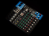 Yamaha MG10XU Mixer with BMS-10A mic stand mount