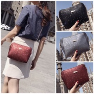 Beg ComelBeg comel n Murah
Tahan lasak
Mudah dibawa kemana mana

Mempunyai 3 warna

Merah
hitam
kela