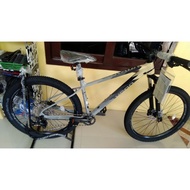 sepeda gunung mtb Polygon xtrada 6 single